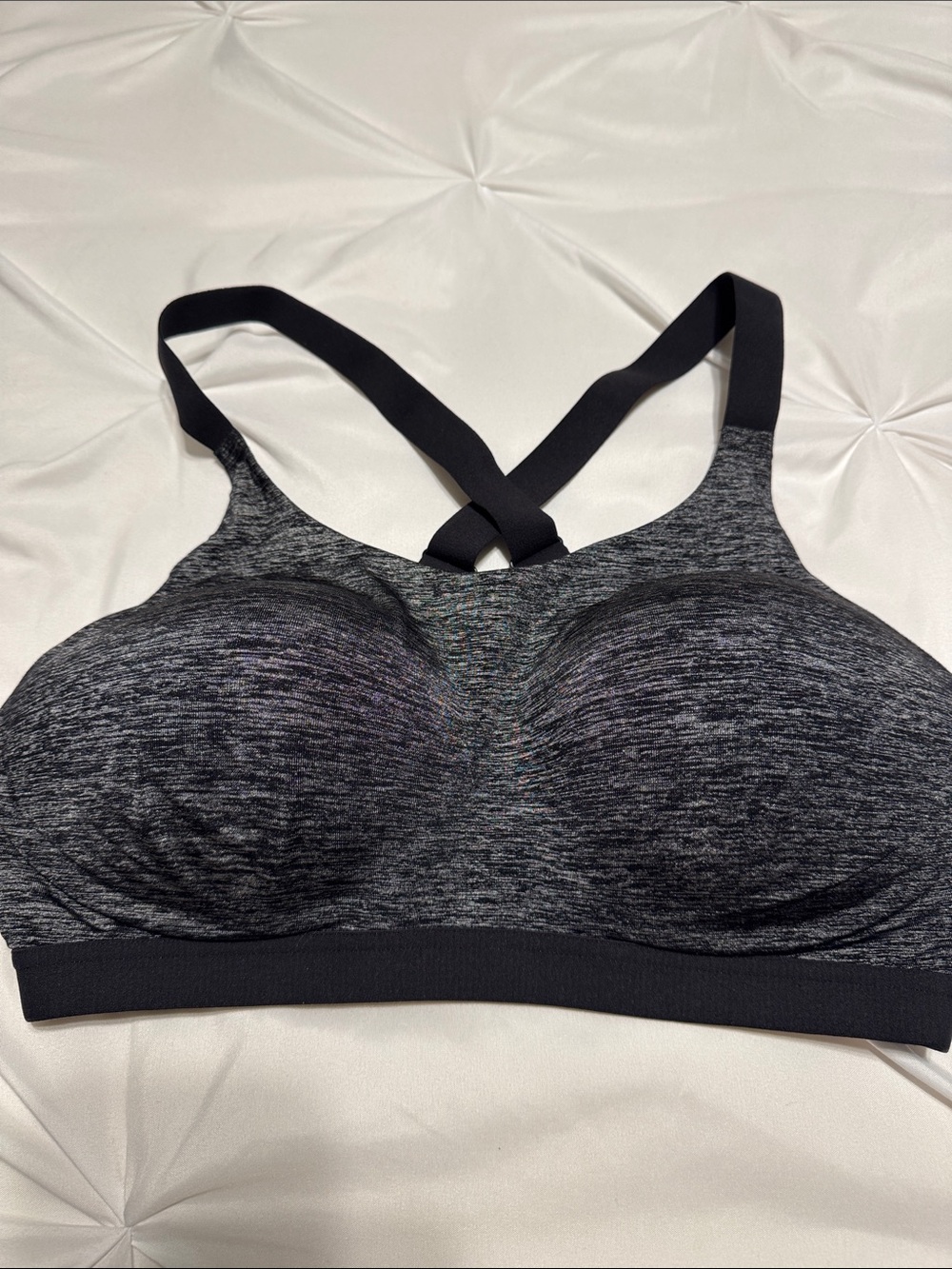 Victoria Sport Seamless Heathered Sports Bra — Gray